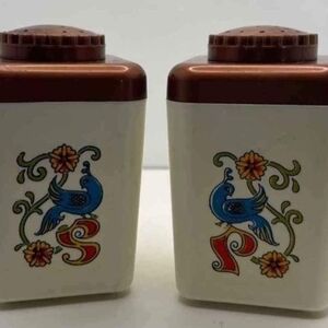 Vintage Scandinavian Rosemaling Peacock/Bluebird Salt & Pepper Shakers